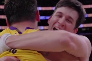 亚历山大谈连续20+纪录差点中断：除了赢球，其他我都不在乎